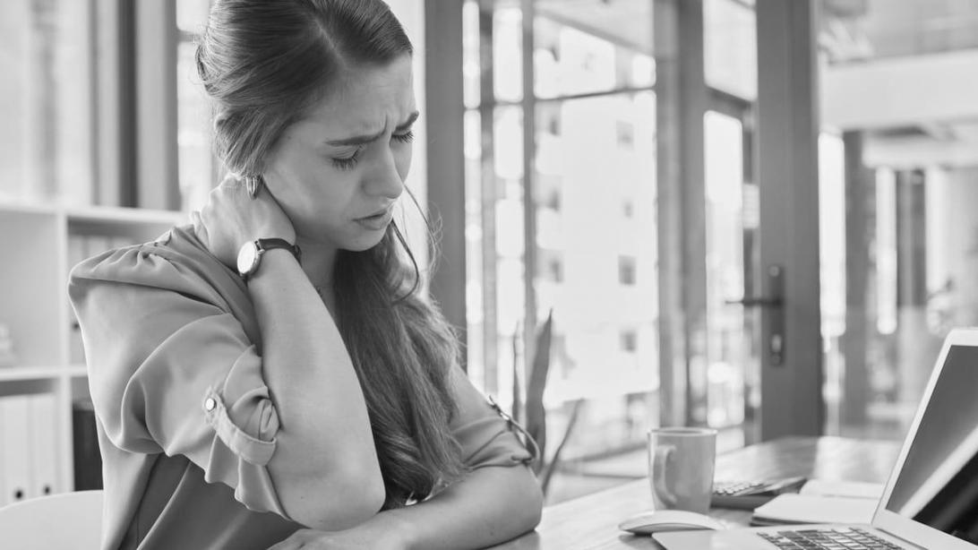 Teilnehmer während einer Gruppenübung zur Reflexion über Geldüberzeugungen