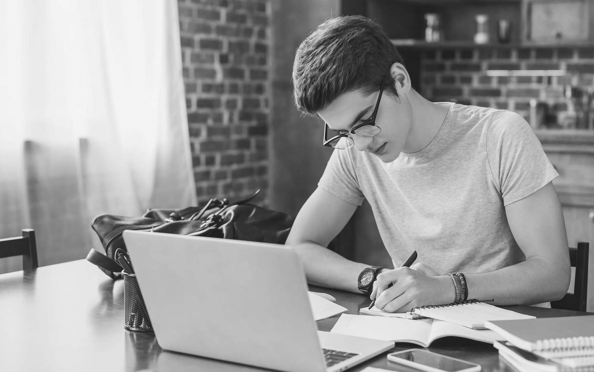 Professionelle Finanzbildung und Money Mindset Entwicklung